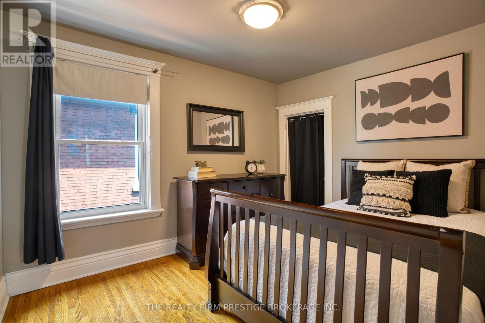 42 Evergreen Avenue, London South, Ontario  N6J 1A5 - Photo 27 - X12218072