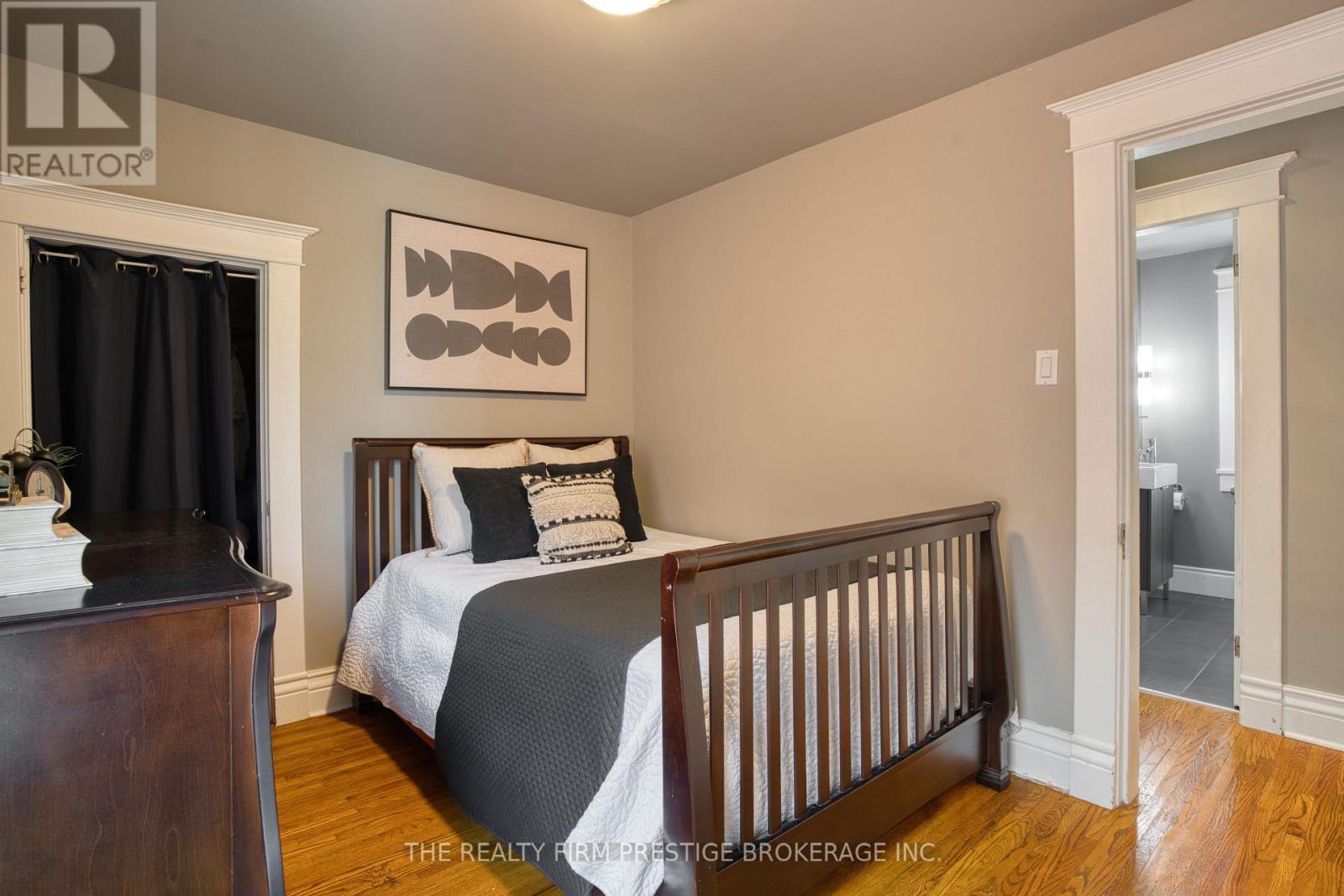 42 Evergreen Avenue, London South, Ontario  N6J 1A5 - Photo 28 - X12218072