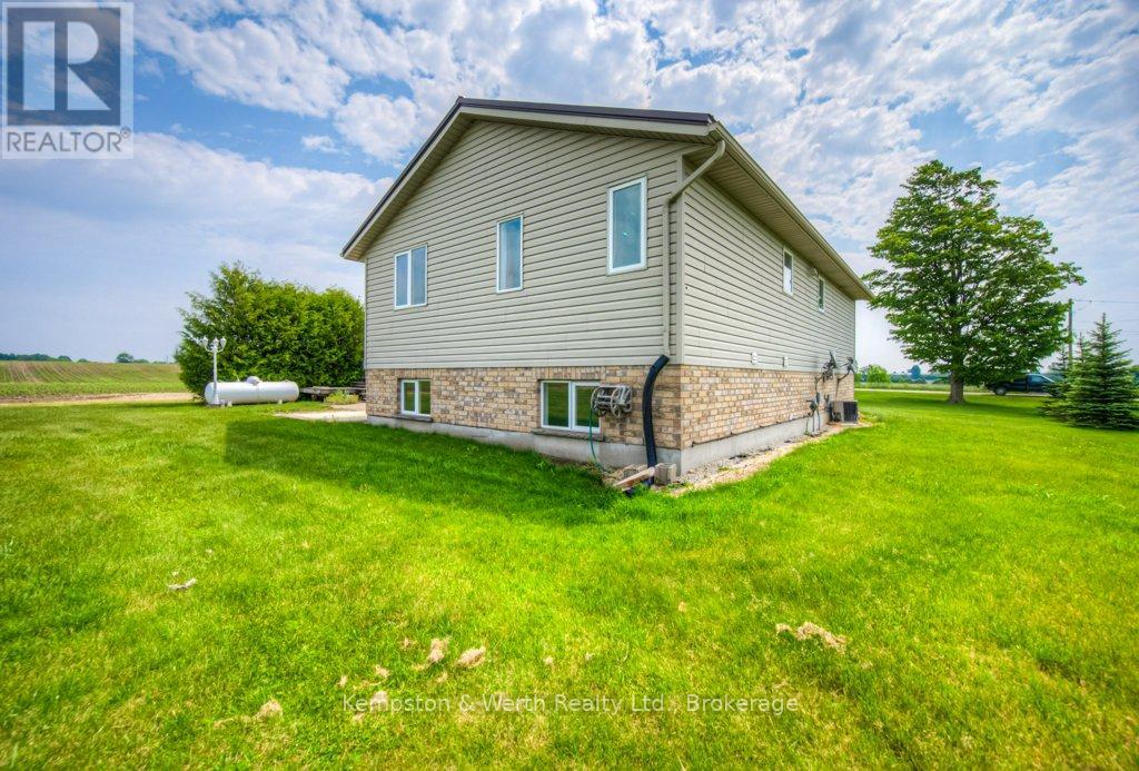 8430 175 Road, North Perth, Ontario  N0G 1Y0 - Photo 37 - X12218068