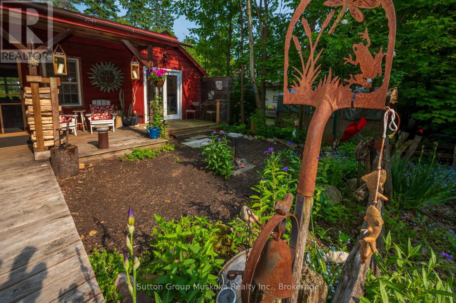 254 Brunel Road, Huntsville, Ontario  P1H 1R6 - Photo 3 - X12208841