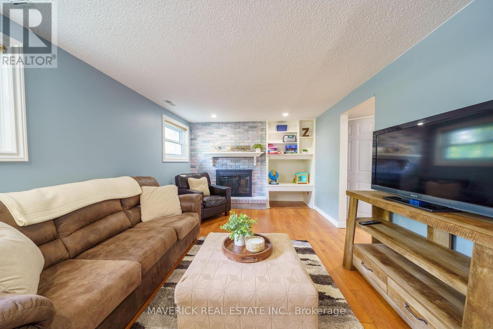 485 Griffith Street, London South, Ontario  N6K 2S3 - Photo 22 - X12215926