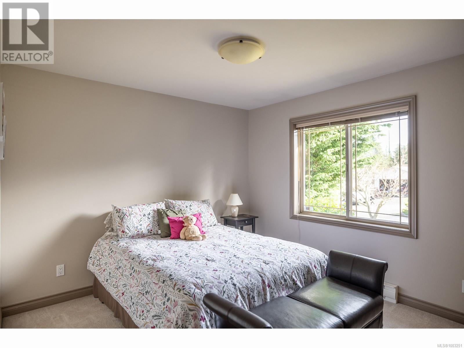 585 Hazelwood Pl, Qualicum Beach, British Columbia  V9K 1A1 - Photo 34 - 1003251