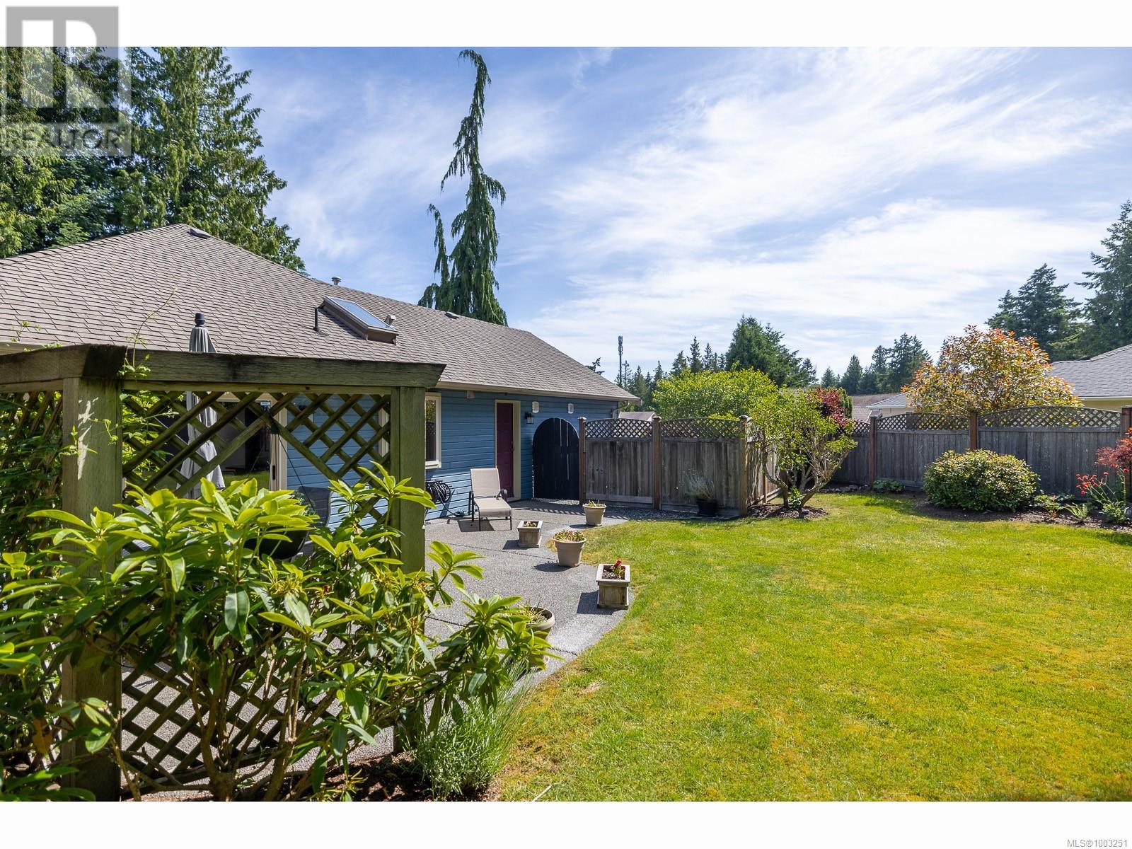 585 Hazelwood Pl, Qualicum Beach, British Columbia  V9K 1A1 - Photo 8 - 1003251