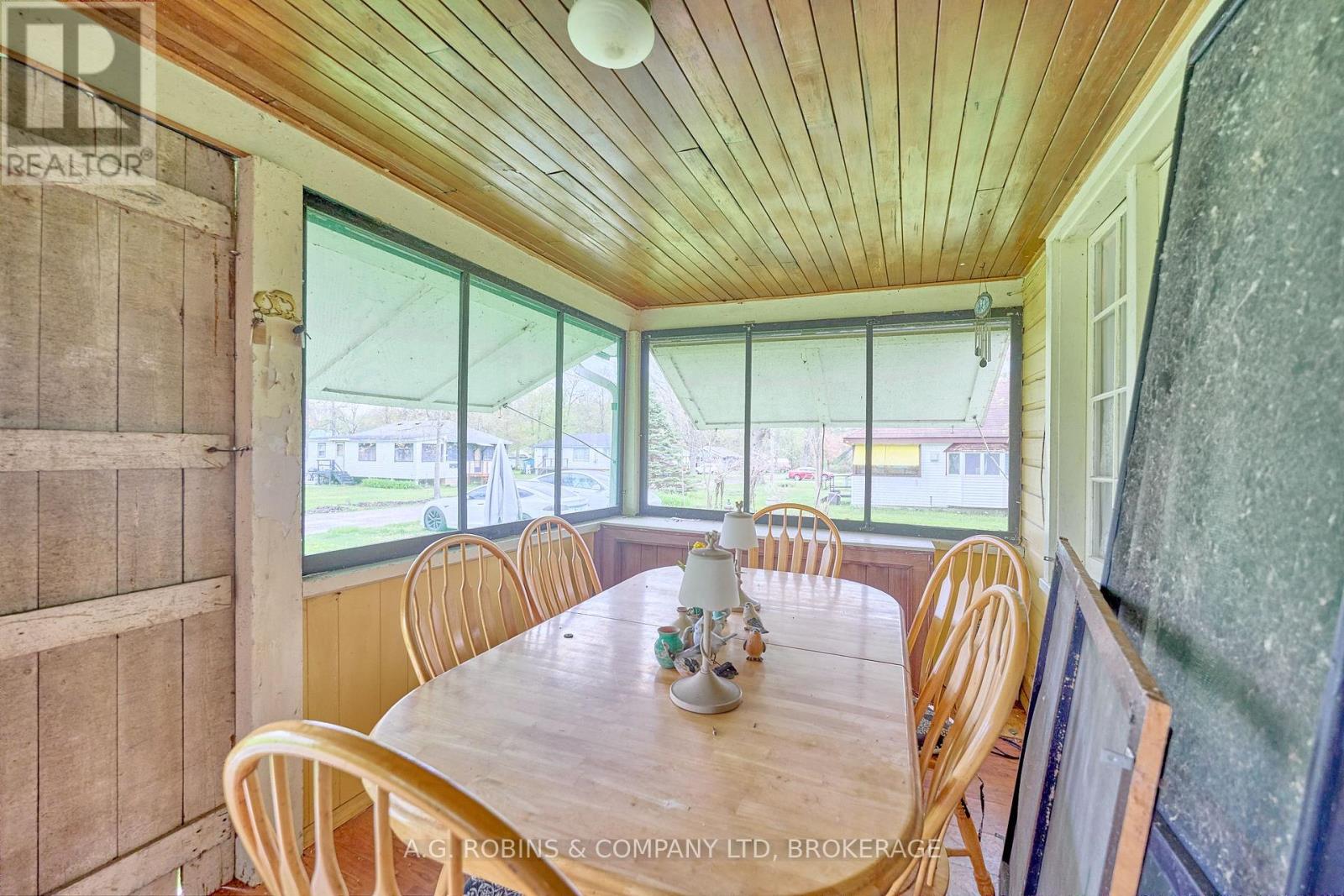 12645 Schooley Road, Wainfleet, Ontario  L0S 1V0 - Photo 11 - X12146360