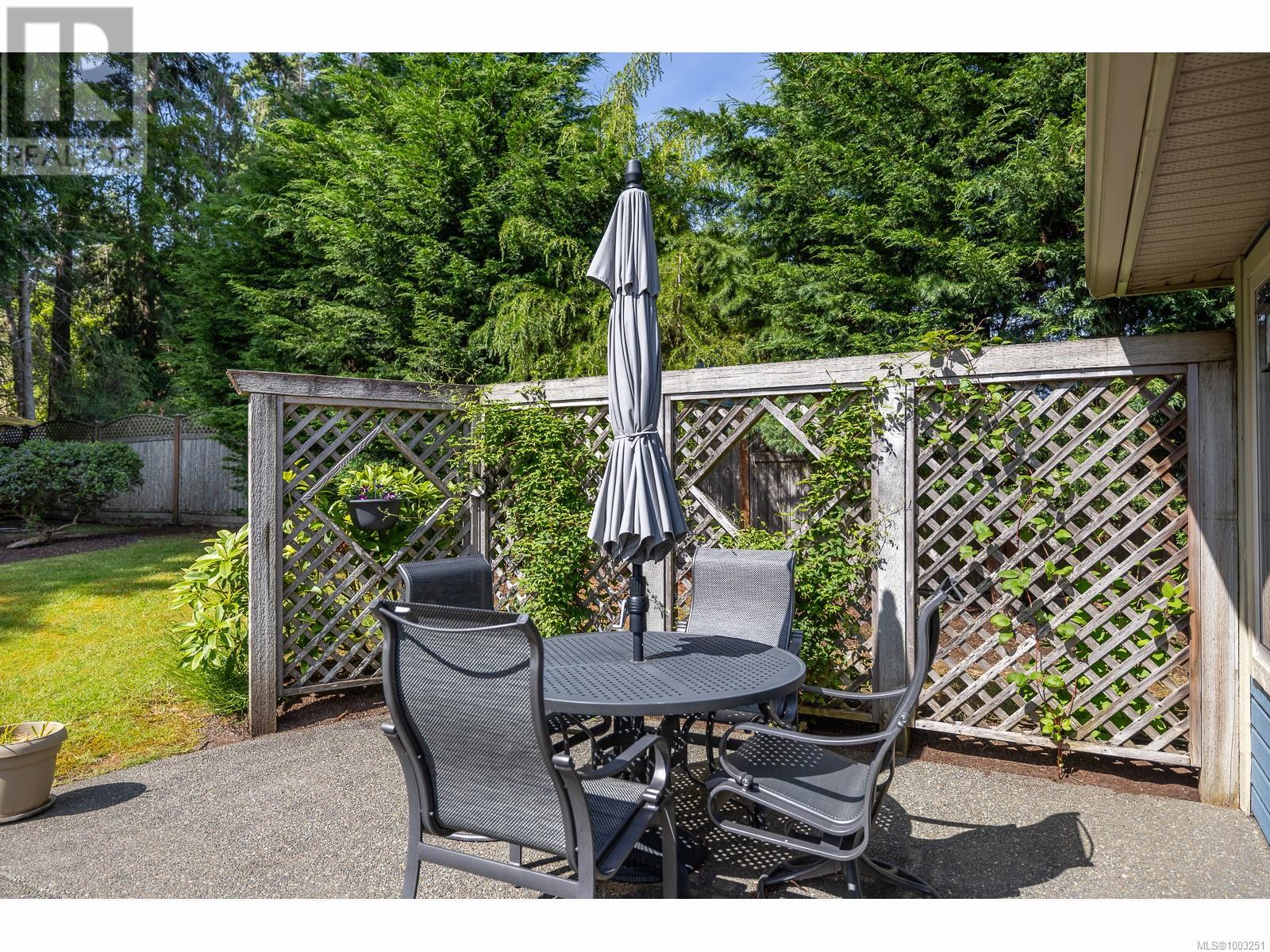 585 Hazelwood Pl, Qualicum Beach, British Columbia  V9K 1A1 - Photo 27 - 1003251