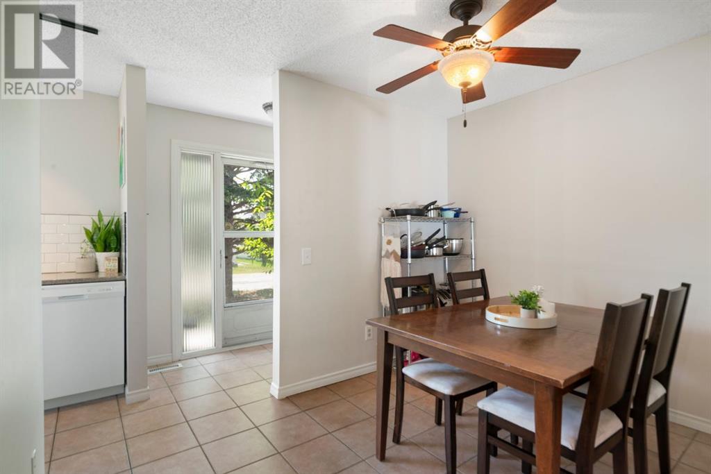 Property at 805, 120 Silvercreek Close NW image 4