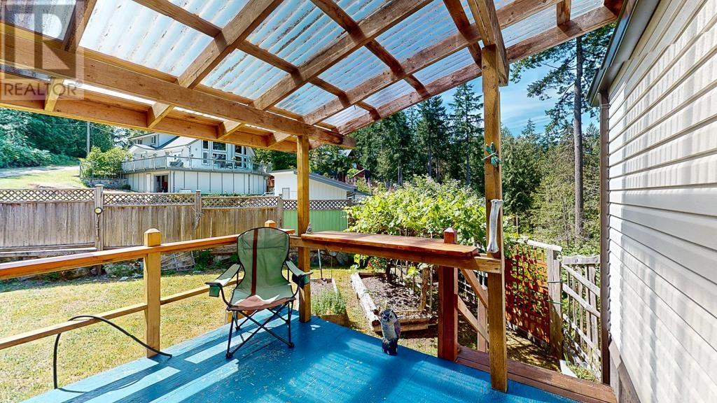 5349 Mountainview Road, Madeira Park, British Columbia  V0N 2H4 - Photo 15 - R3014823