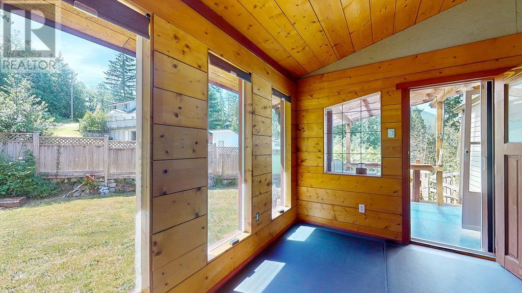 5349 Mountainview Road, Madeira Park, British Columbia  V0N 2H4 - Photo 16 - R3014823