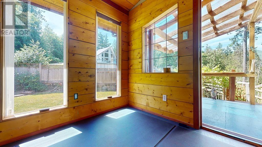5349 Mountainview Road, Madeira Park, British Columbia  V0N 2H4 - Photo 18 - R3014823