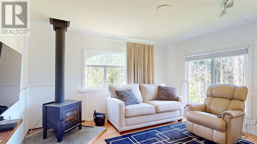 5349 Mountainview Road, Madeira Park, British Columbia  V0N 2H4 - Photo 20 - R3014823