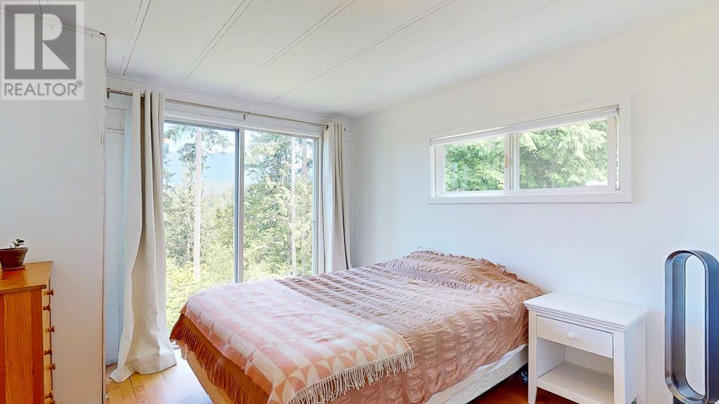 5349 Mountainview Road, Madeira Park, British Columbia  V0N 2H4 - Photo 31 - R3014823