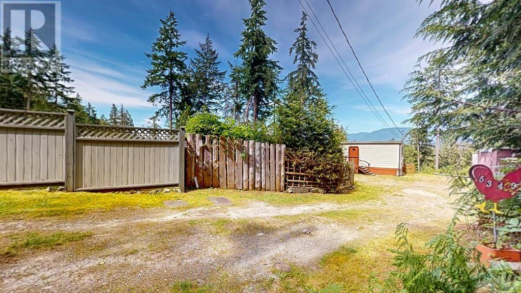 5349 Mountainview Road, Madeira Park, British Columbia  V0N 2H4 - Photo 39 - R3014823