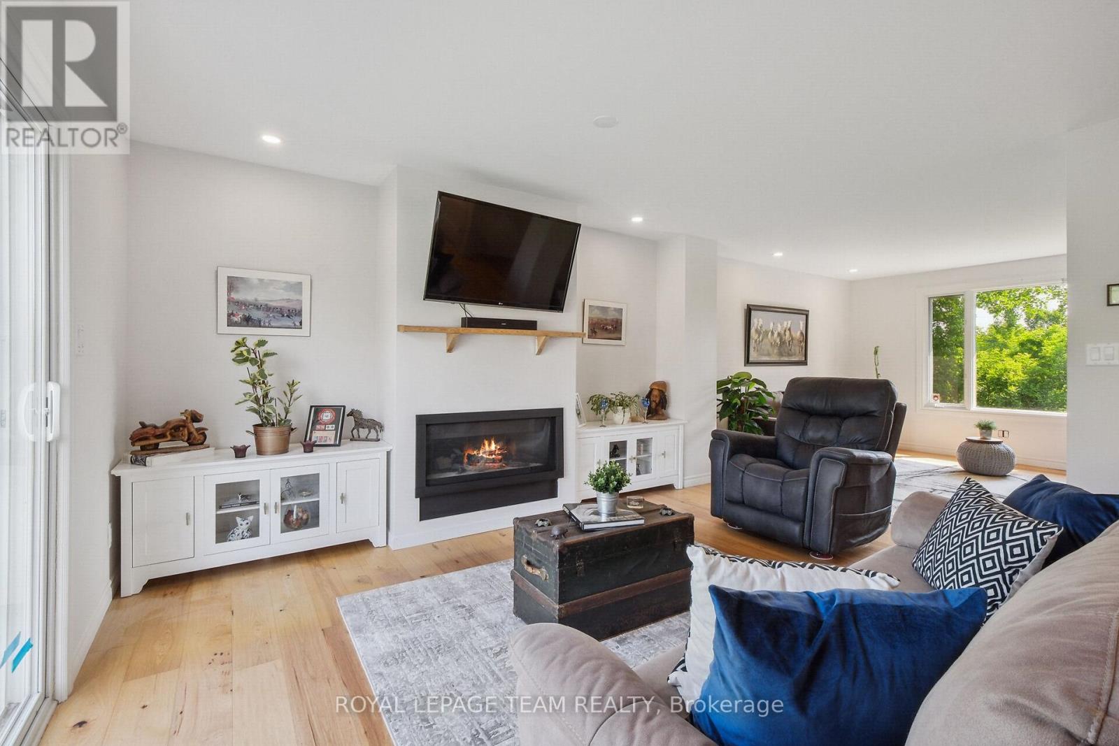 8280 Bank Street, Ottawa, Ontario  K0A 2P0 - Photo 12 - X12218085