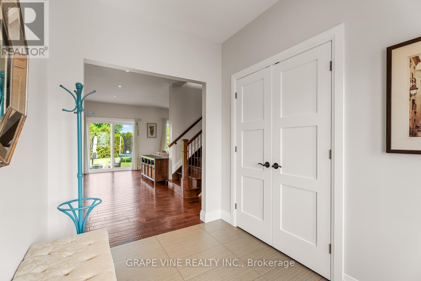 8055 Craig Farm Drive, Ottawa, Ontario  K0A 2P0 - Photo 8 - X12218097