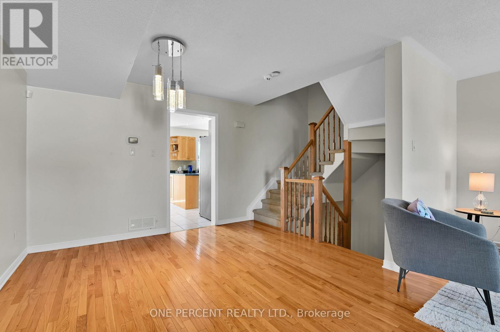 2572 Alanis Private, Ottawa, Ontario  K1T 4A1 - Photo 11 - X12218098