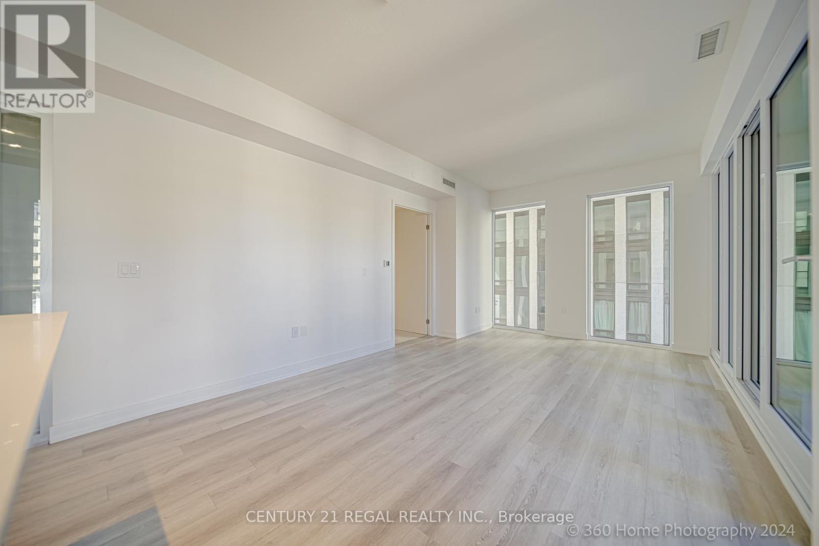 508 - 234 Simcoe Street, Toronto, Ontario  M5T 1T4 - Photo 13 - C12218065