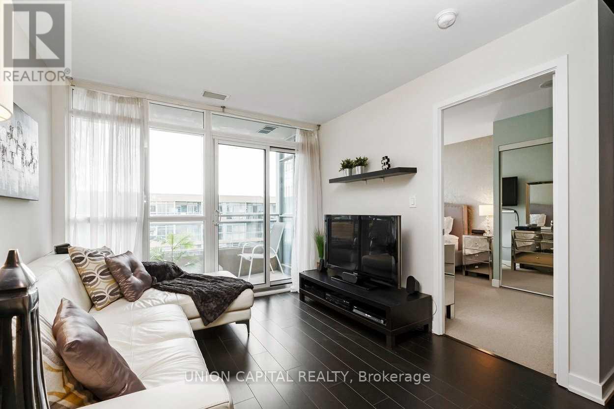 1029 - 10 Capreol Court, Toronto, Ontario  M5V 4B3 - Photo 10 - C12218089