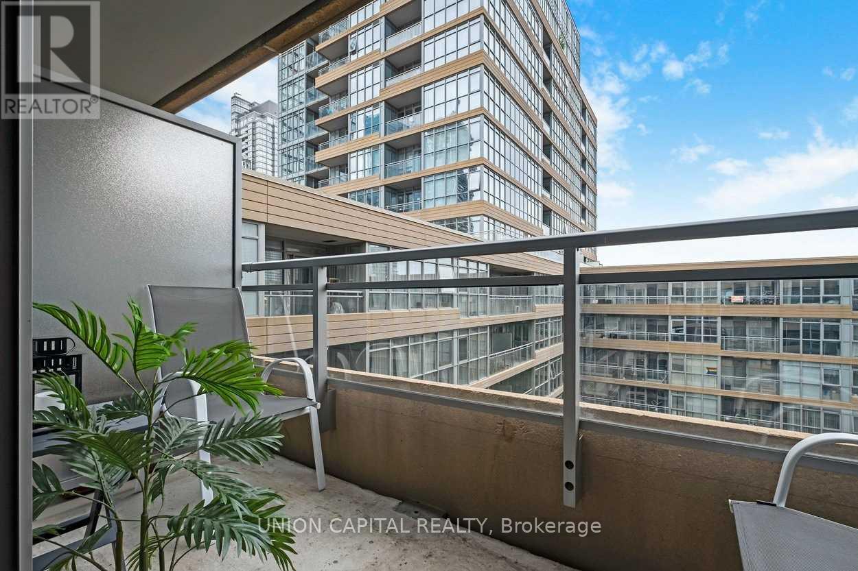 1029 - 10 Capreol Court, Toronto, Ontario  M5V 4B3 - Photo 16 - C12218089