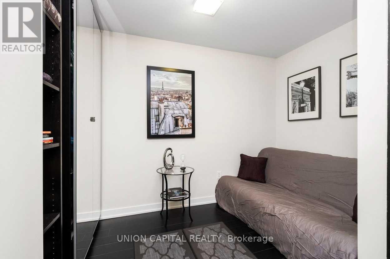 1029 - 10 Capreol Court, Toronto, Ontario  M5V 4B3 - Photo 6 - C12218089