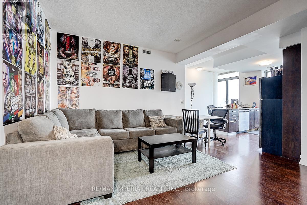 3405 - 832 Bay Street, Toronto, Ontario  M5S 1Z6 - Photo 10 - C12218090