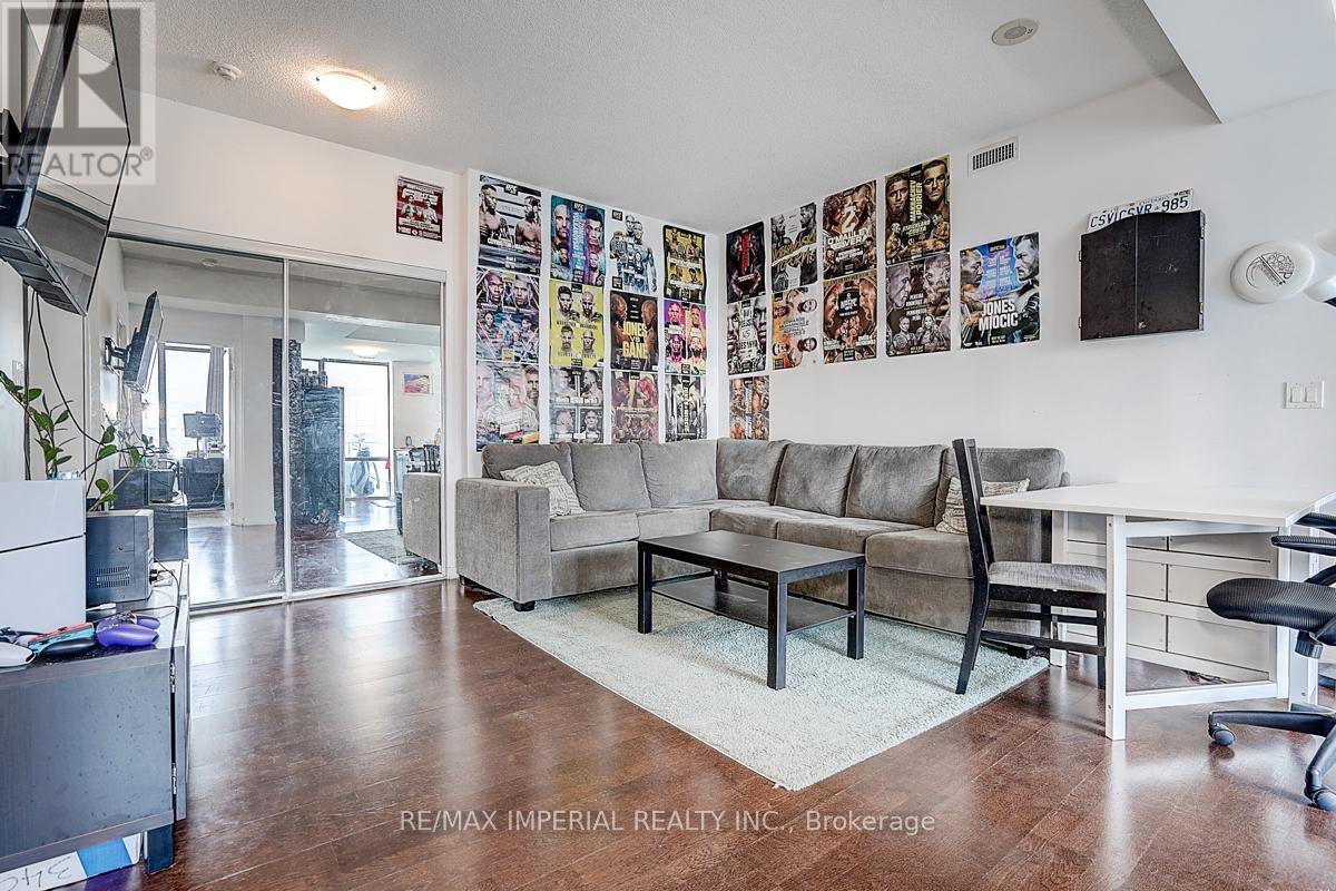 3405 - 832 Bay Street, Toronto, Ontario  M5S 1Z6 - Photo 11 - C12218090