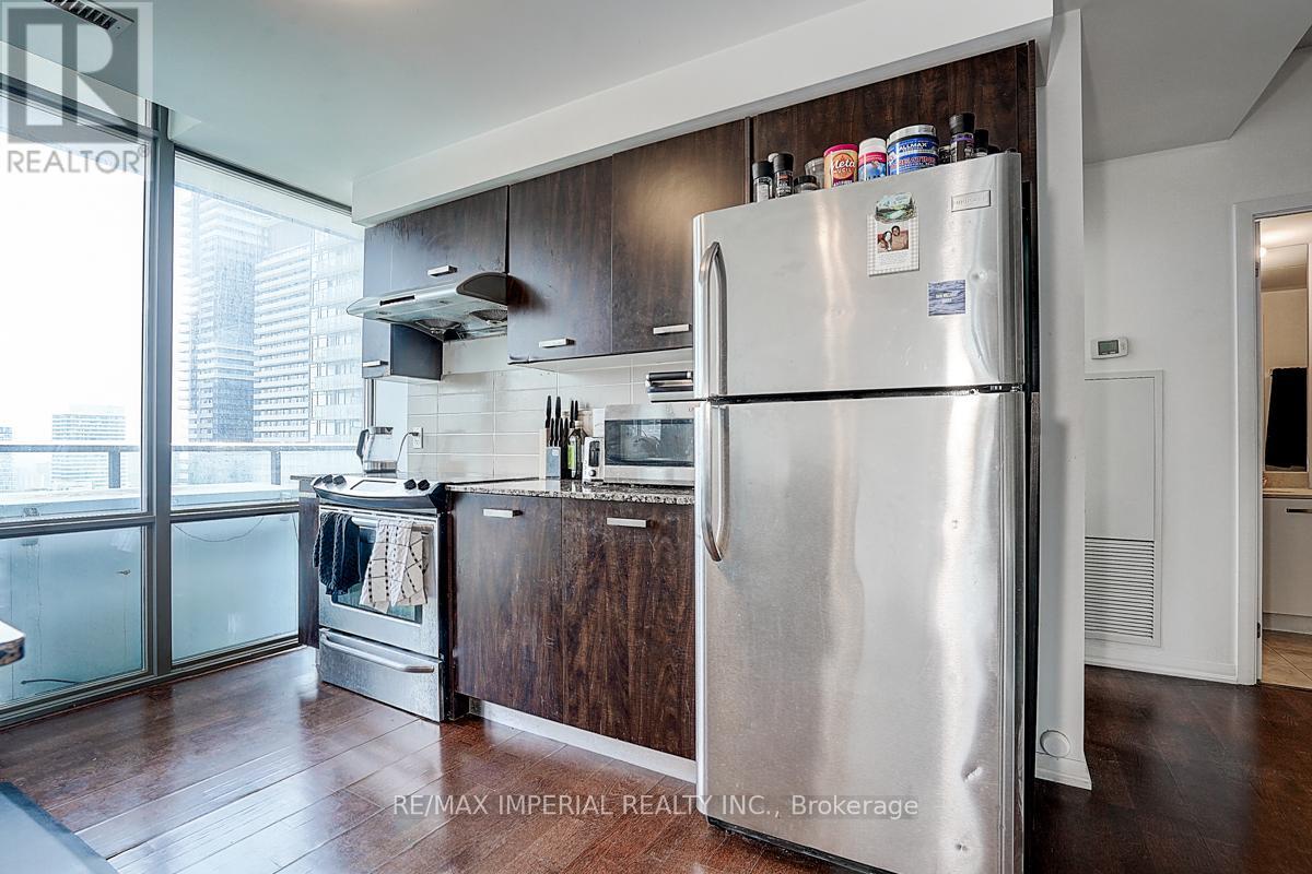 3405 - 832 Bay Street, Toronto, Ontario  M5S 1Z6 - Photo 18 - C12218090