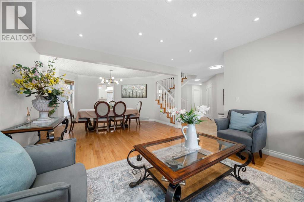 Property at 121 Candle Place SW image 4