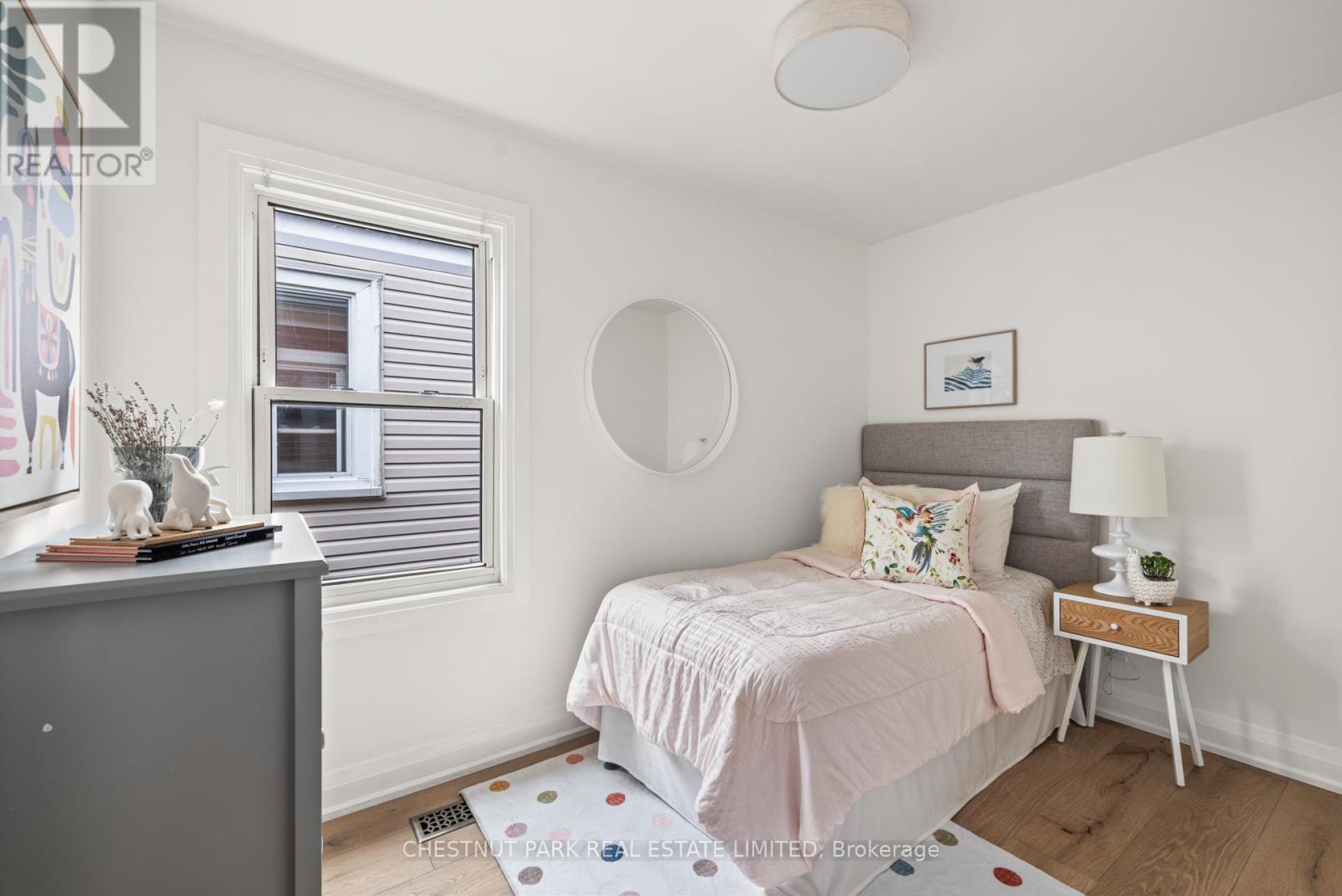 161 Queensdale Avenue, Toronto, Ontario  M4J 1Y5 - Photo 30 - E12214763