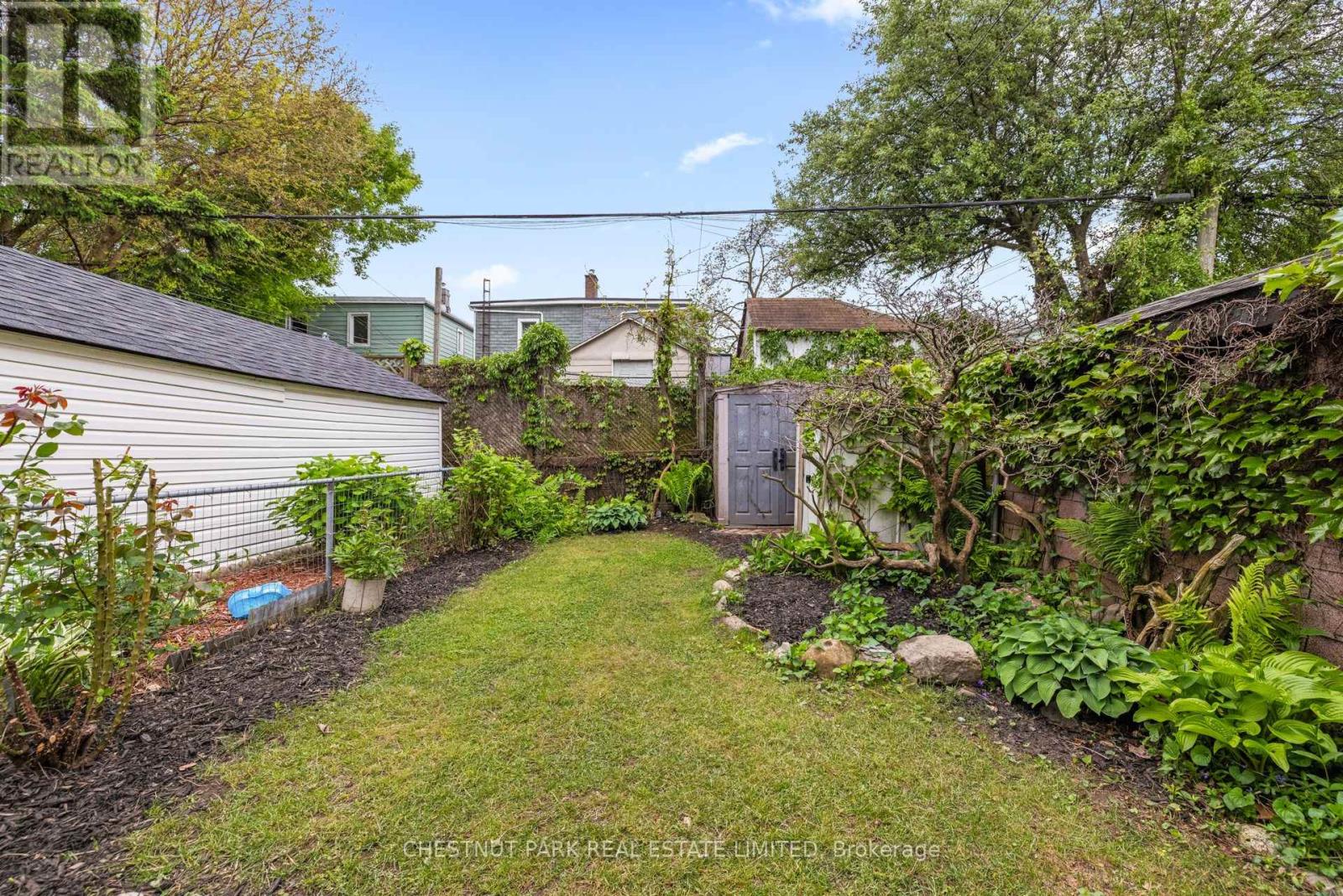 161 Queensdale Avenue, Toronto, Ontario  M4J 1Y5 - Photo 42 - E12214763