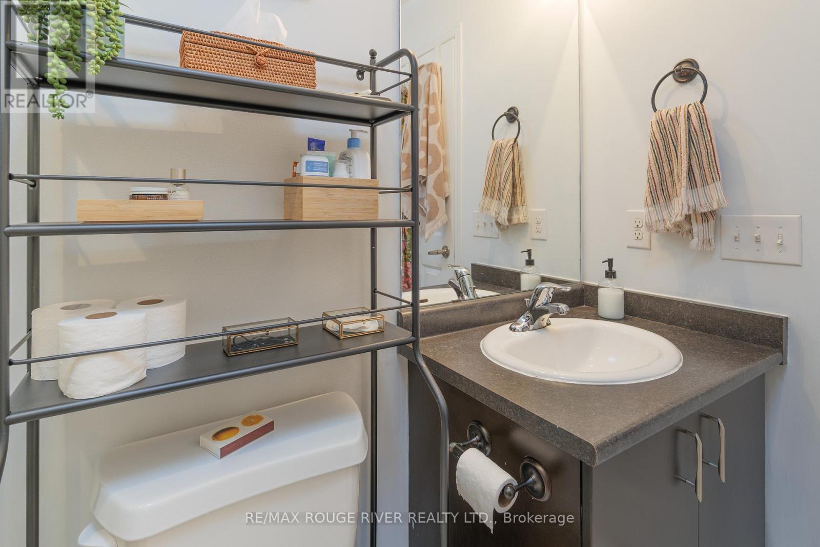 92 Harbourside Drive, Whitby, Ontario  L1N 0H7 - Photo 24 - E12218086