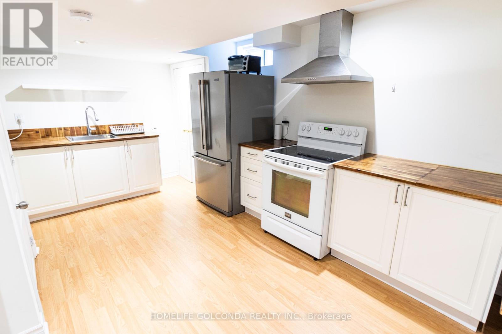 34 Linda Margaret Concession, Richmond Hill, Ontario  L4S 2B6 - Photo 5 - N12218053