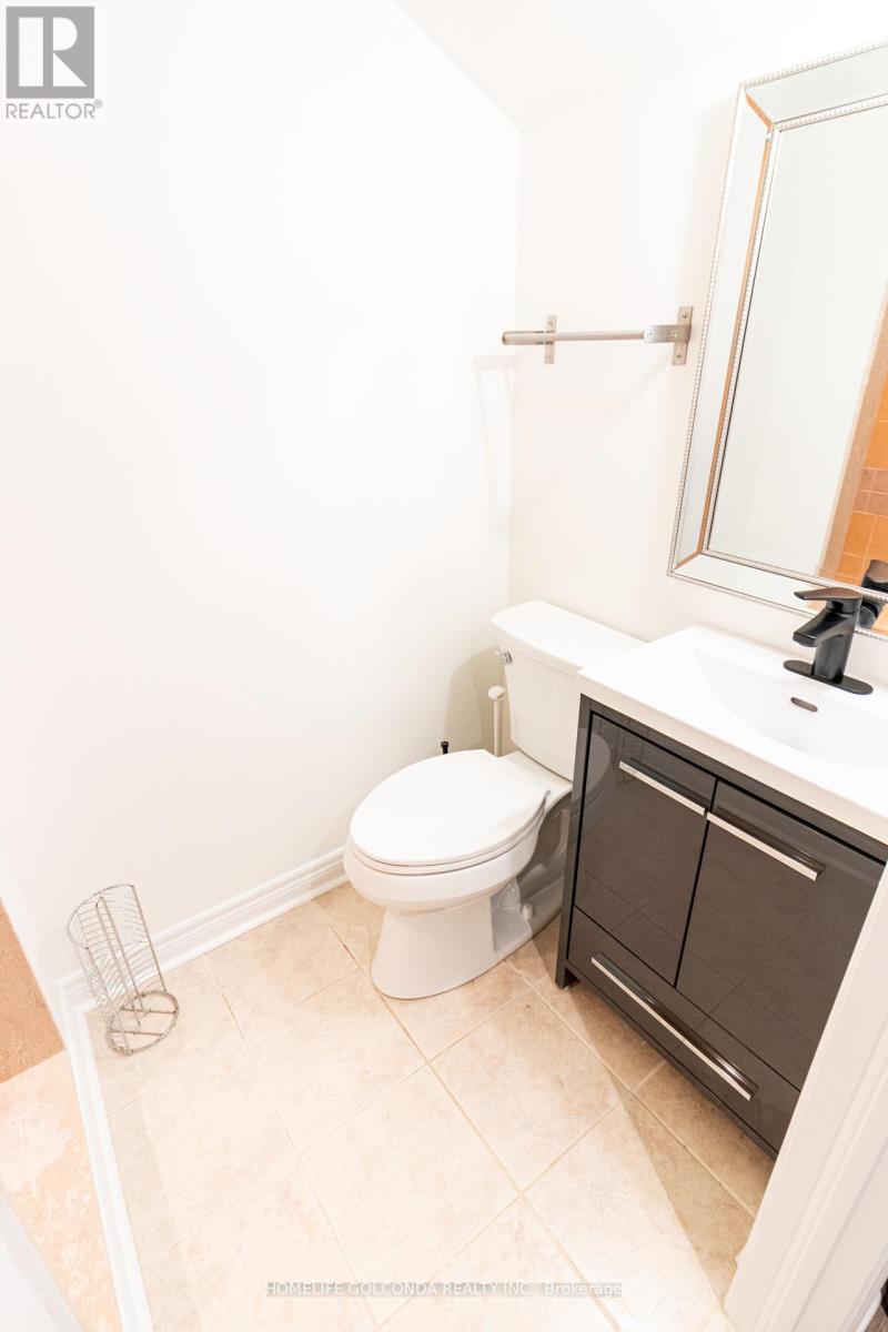 34 Linda Margaret Concession, Richmond Hill, Ontario  L4S 2B6 - Photo 9 - N12218053
