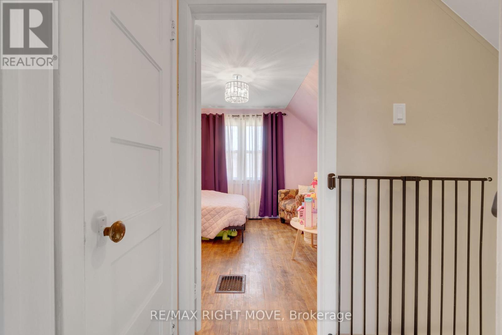 13 Newton Street, Barrie, Ontario  L4M 3N2 - Photo 29 - S12218064
