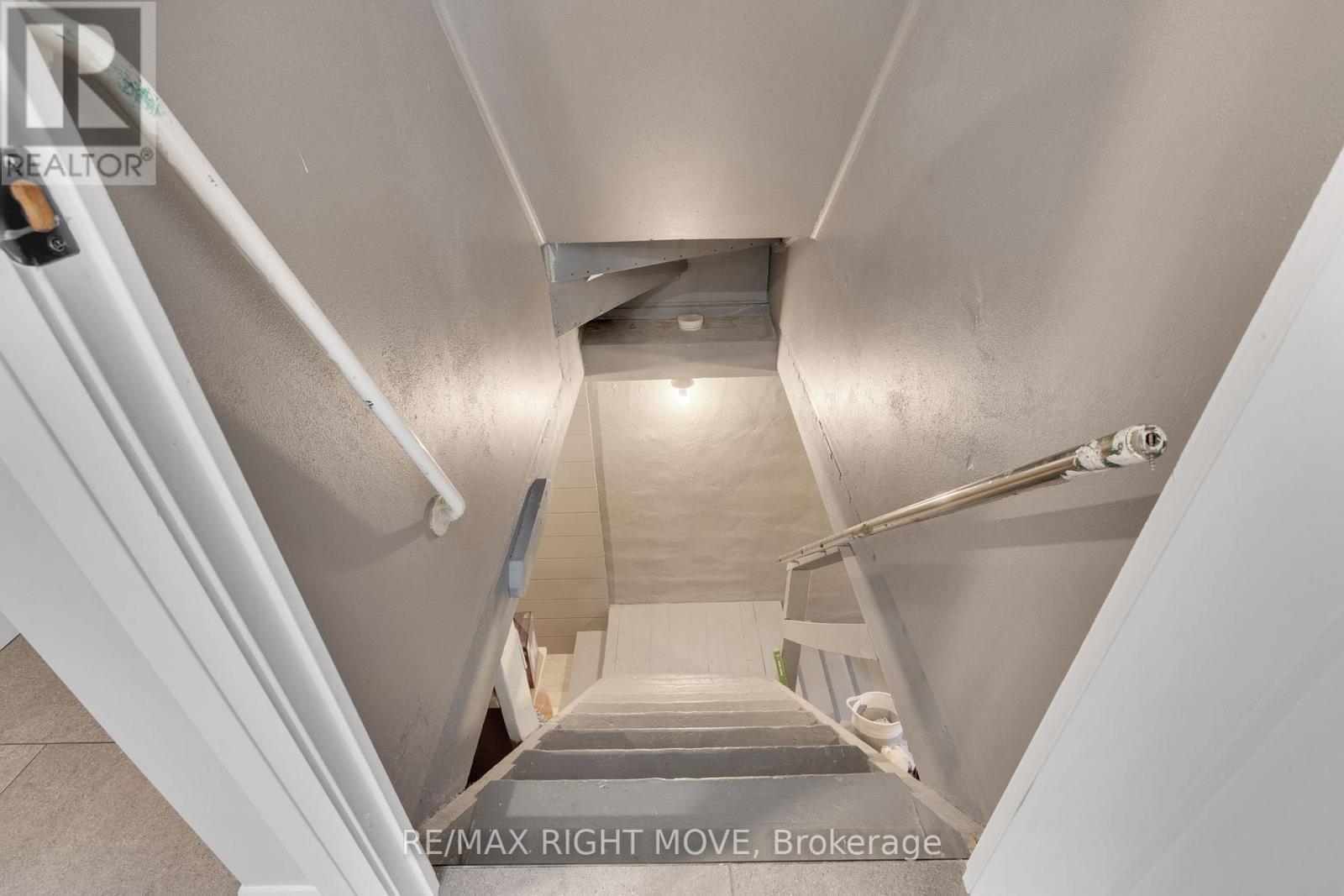 13 Newton Street, Barrie, Ontario  L4M 3N2 - Photo 32 - S12218064
