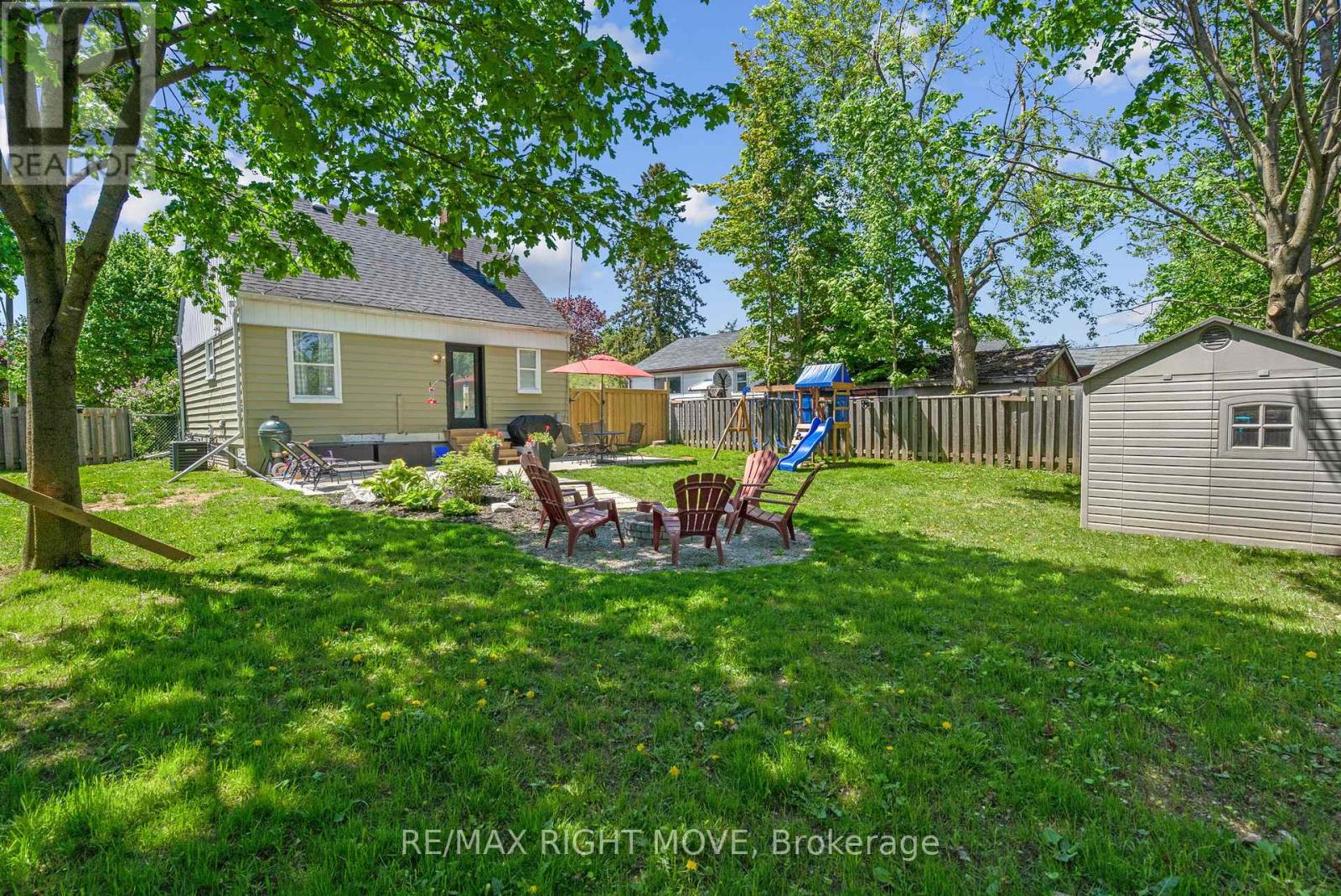 13 Newton Street, Barrie, Ontario  L4M 3N2 - Photo 37 - S12218064