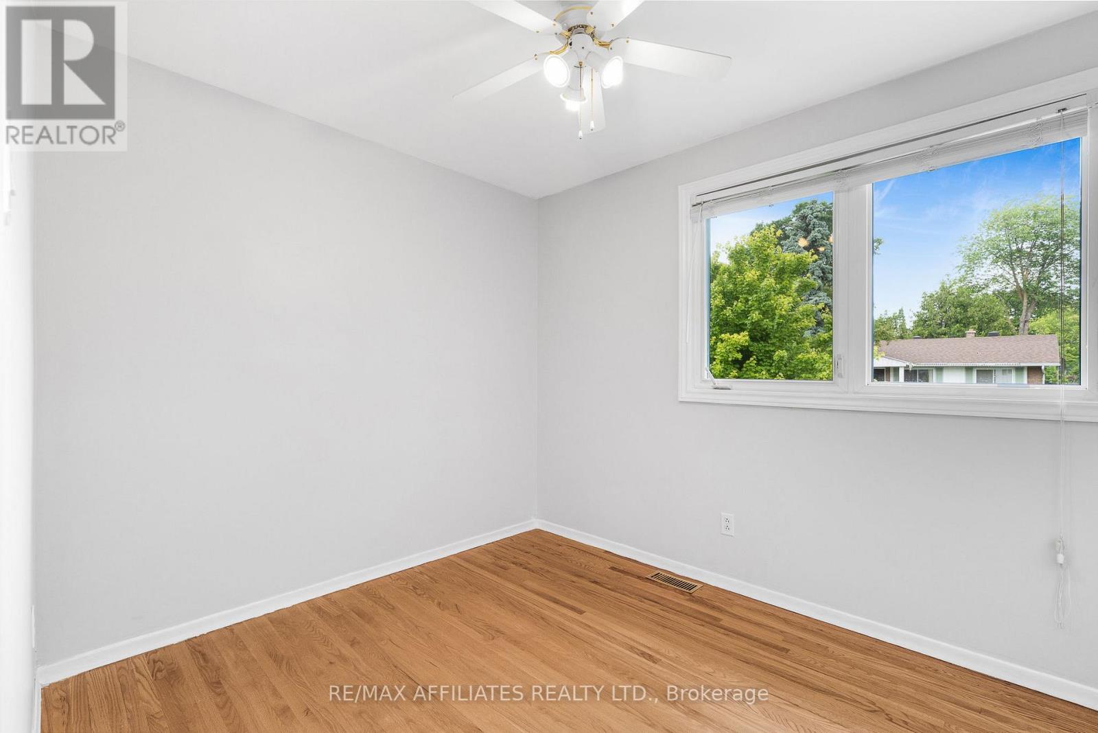 1860 Florida Avenue, Ottawa, Ontario  K1H 6Z1 - Photo 18 - X12217551