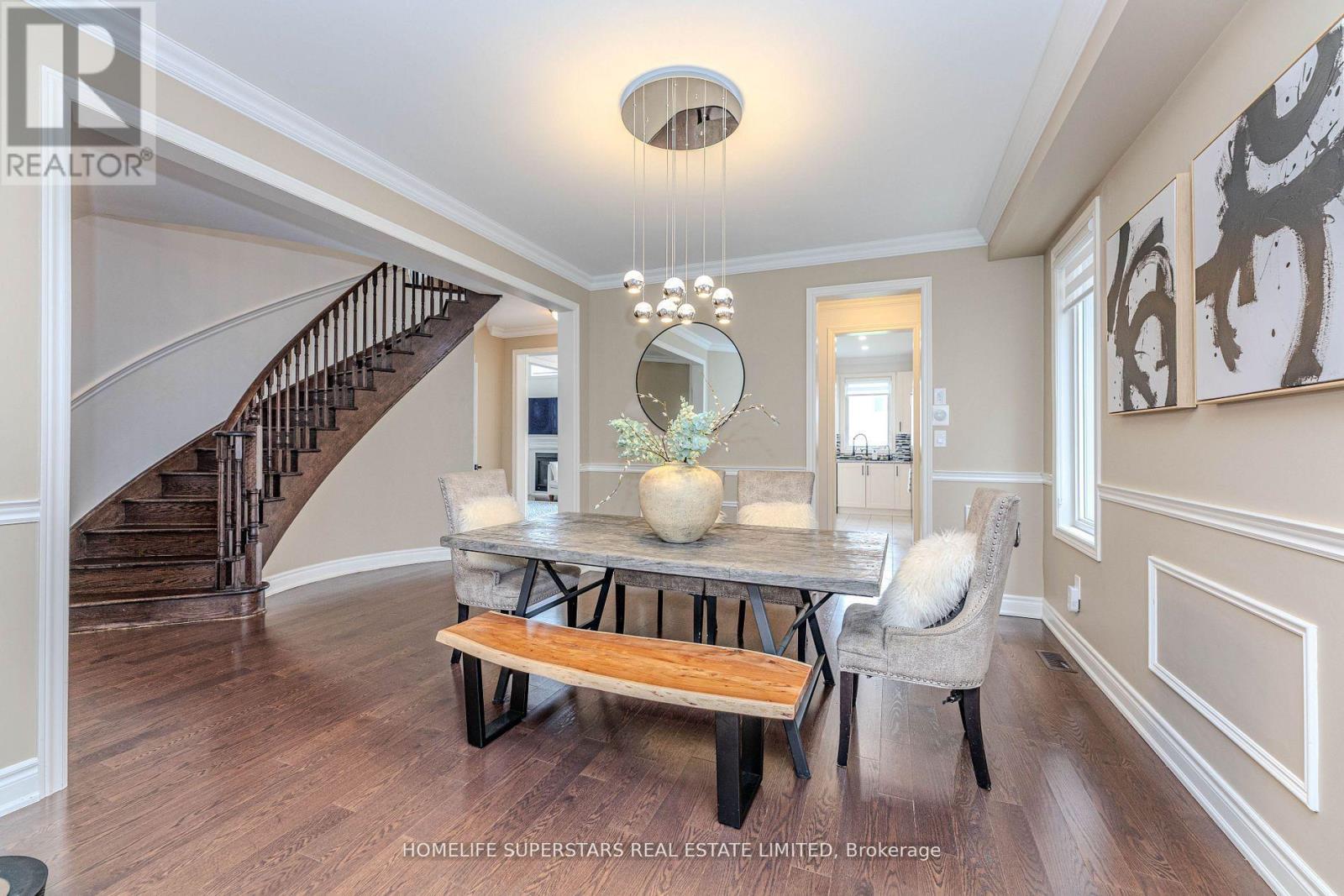 50 Romanelli Crescent, Bradford West Gwillimbury, Ontario  L3Z 0X7 - Photo 9 - N12216864