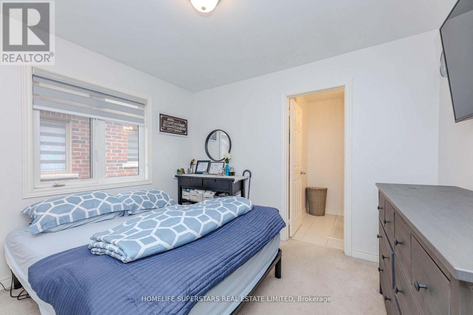 50 Romanelli Crescent, Bradford West Gwillimbury, Ontario  L3Z 0X7 - Photo 23 - N12216864