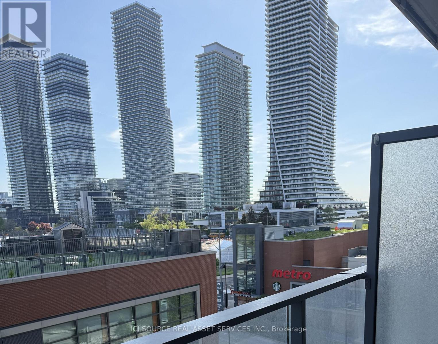 626 - 10 Park Lawn Road, Toronto (Mimico), Ontario  M8V 0H9 - Photo 4 - W12218074