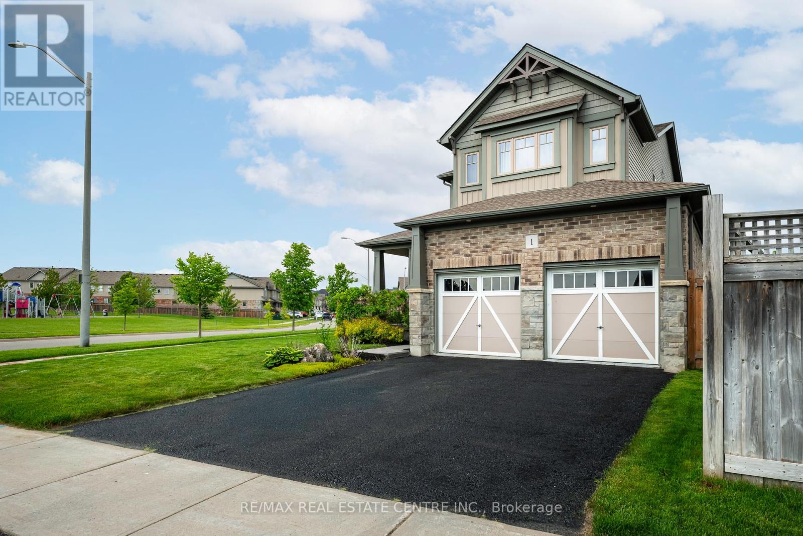 1 Wardlaw Avenue, Orangeville, Ontario  L9W 6K1 - Photo 37 - W12218078