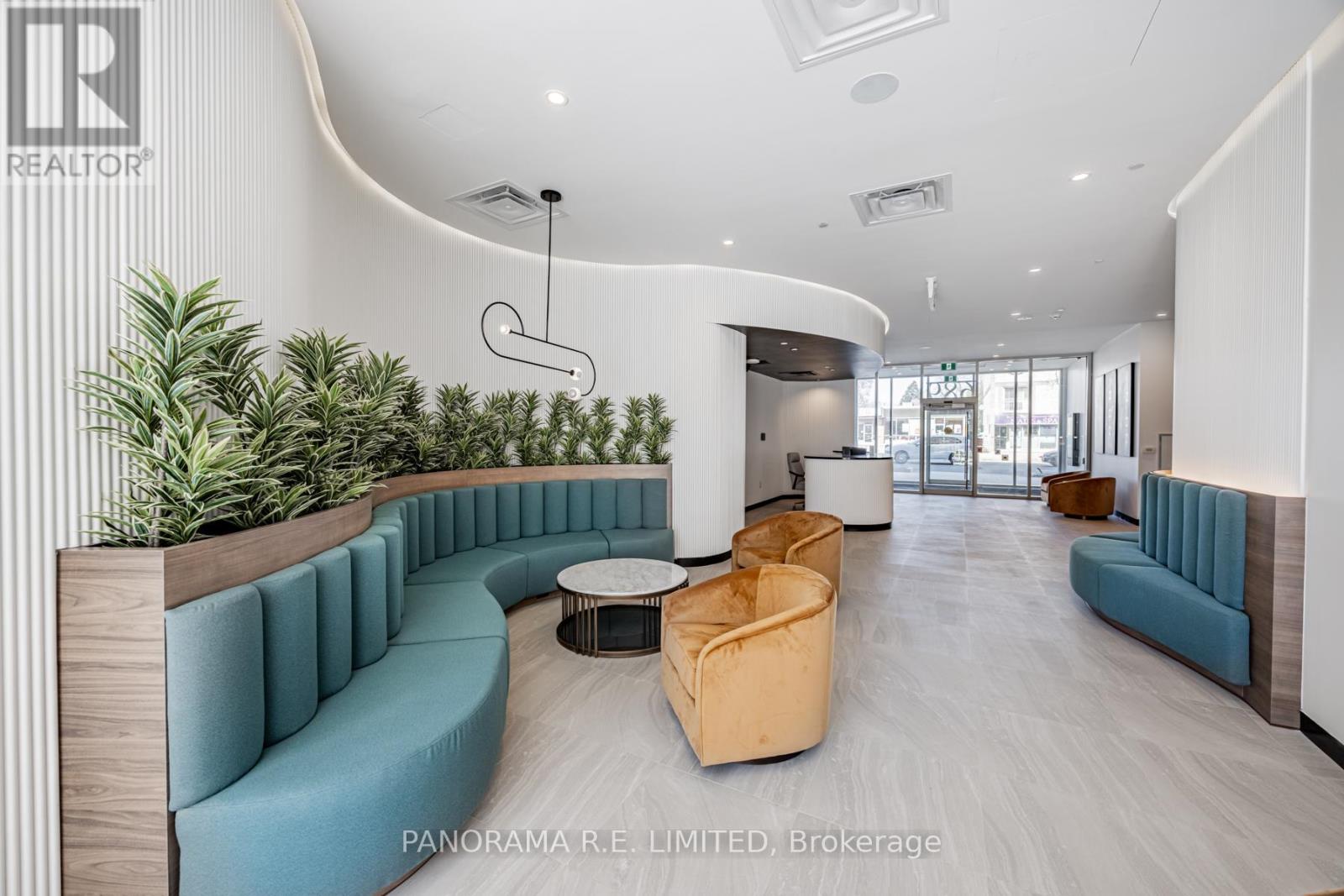 305 - 689 The Queensway, Toronto (Stonegate-Queensway), Ontario  M8Y 0C8 - Photo 14 - W12218105
