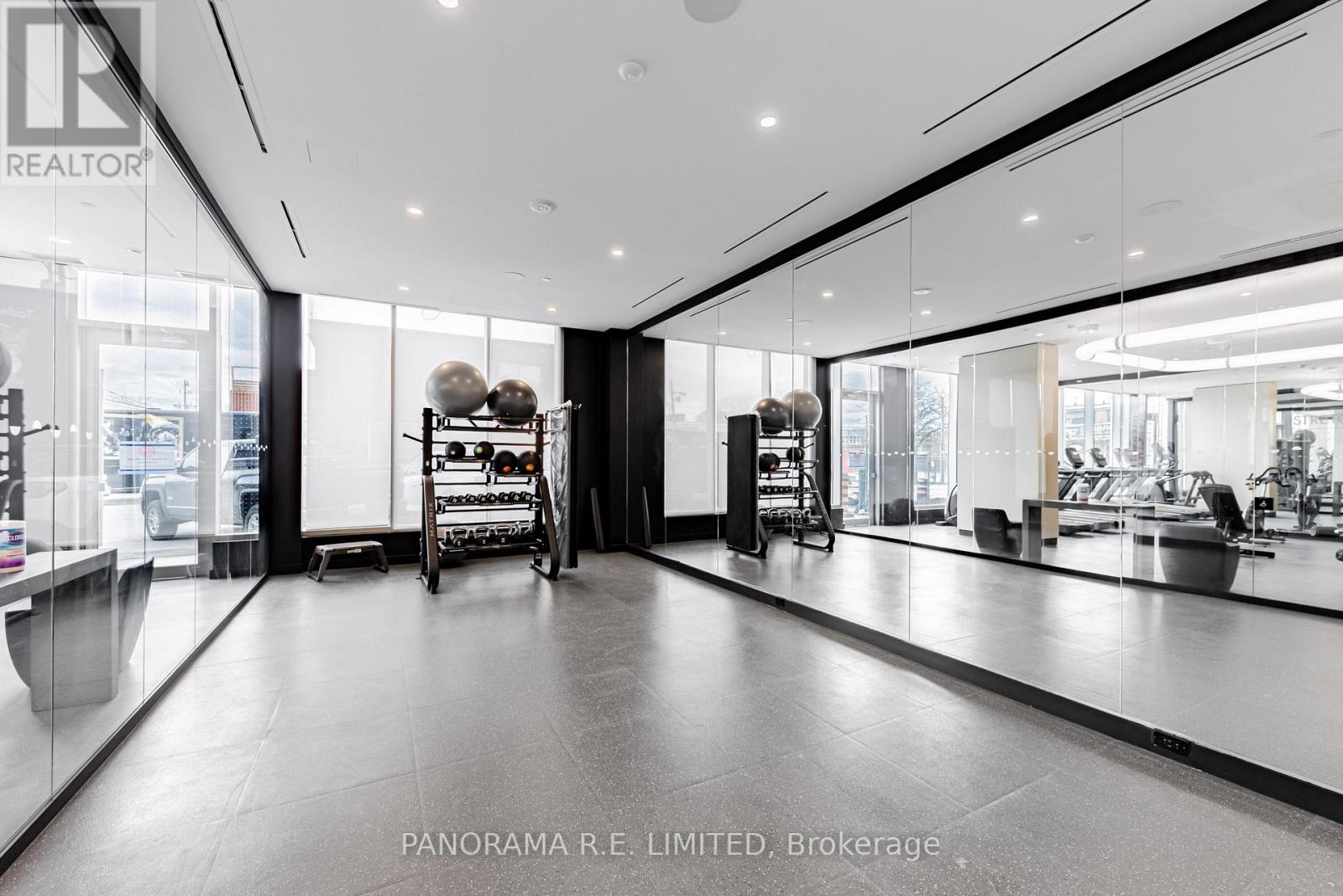 305 - 689 The Queensway, Toronto (Stonegate-Queensway), Ontario  M8Y 0C8 - Photo 21 - W12218105