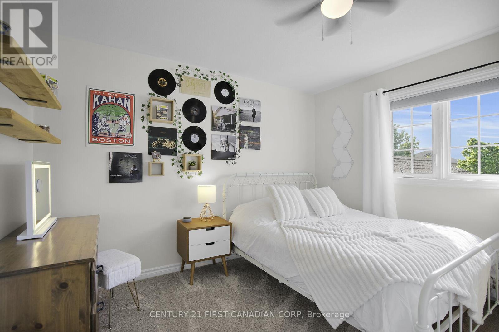 Photo 20 of 48 for 1018 Fogerty Street