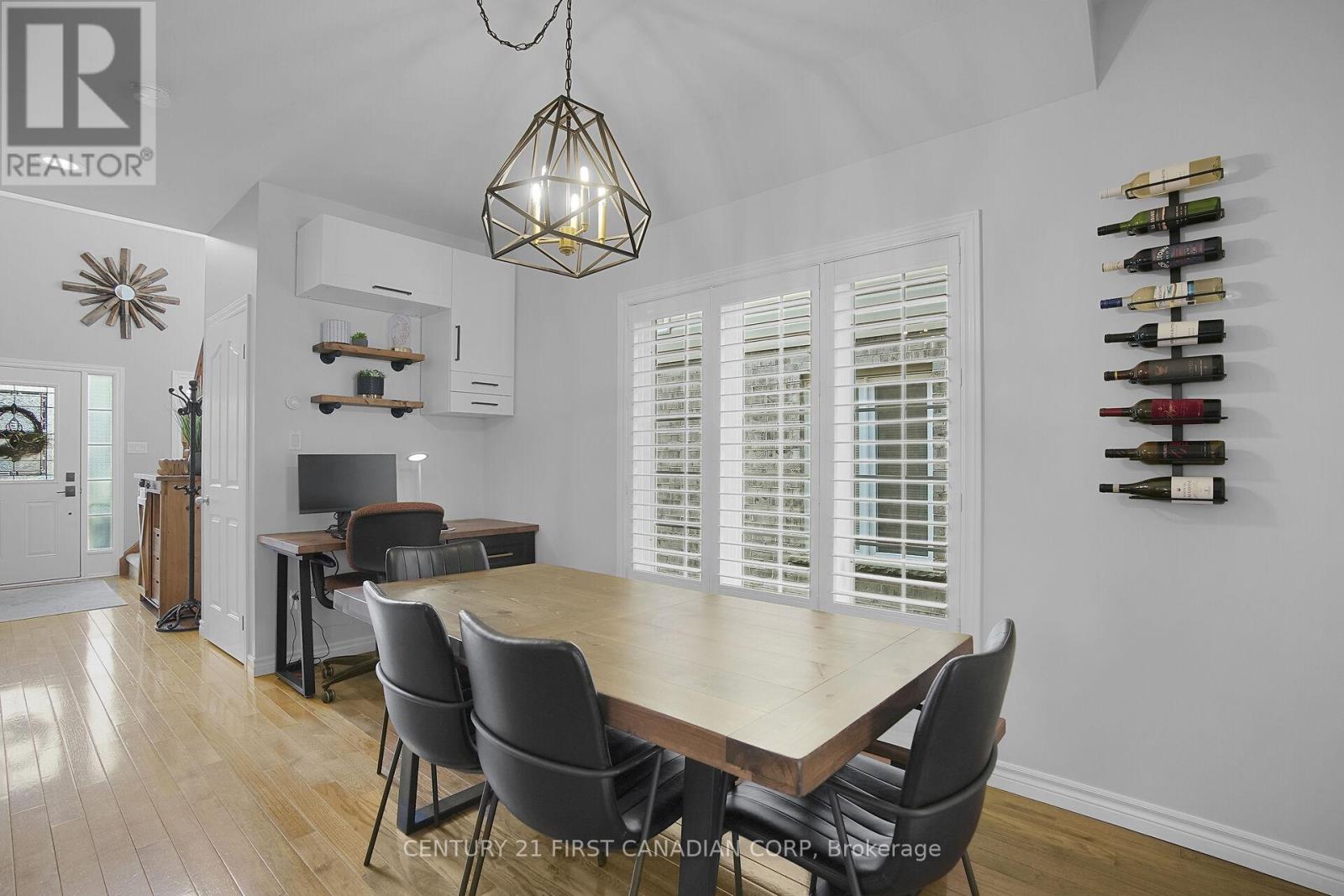 Photo 6 of 48 for 1018 Fogerty Street