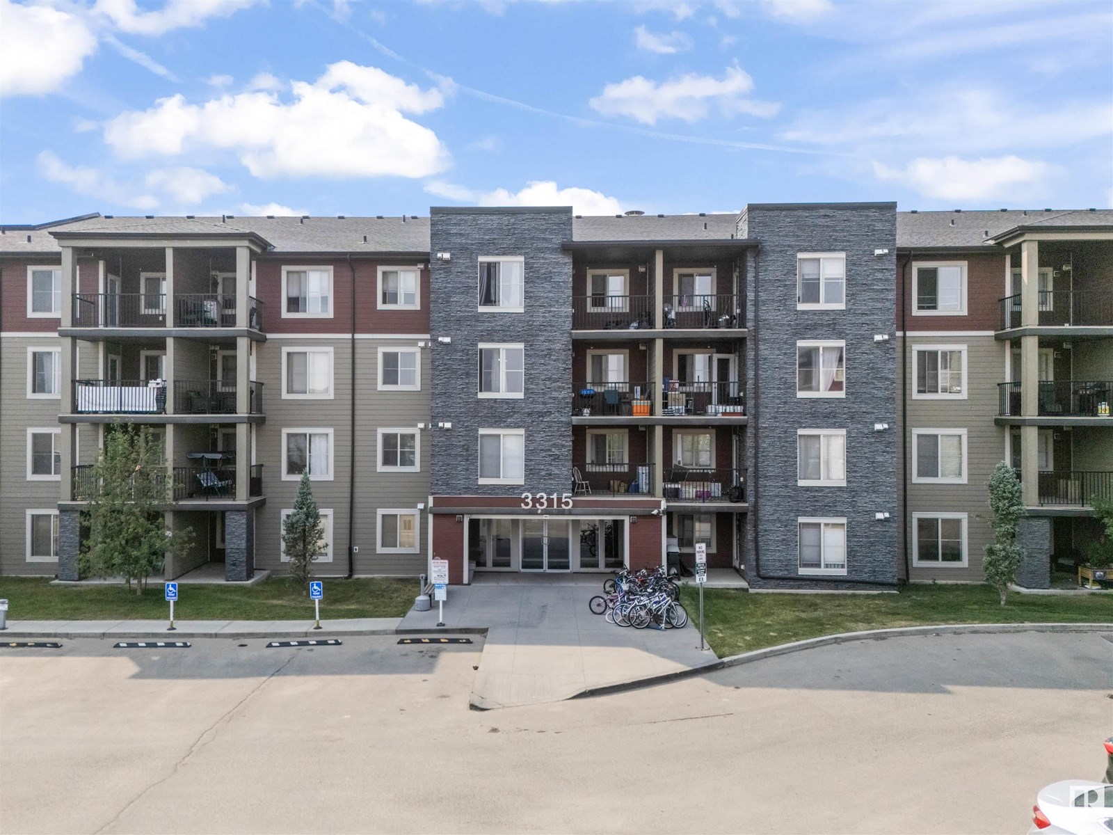 #301 3315 JAMES MOWATT TR SW, Edmonton, Alberta