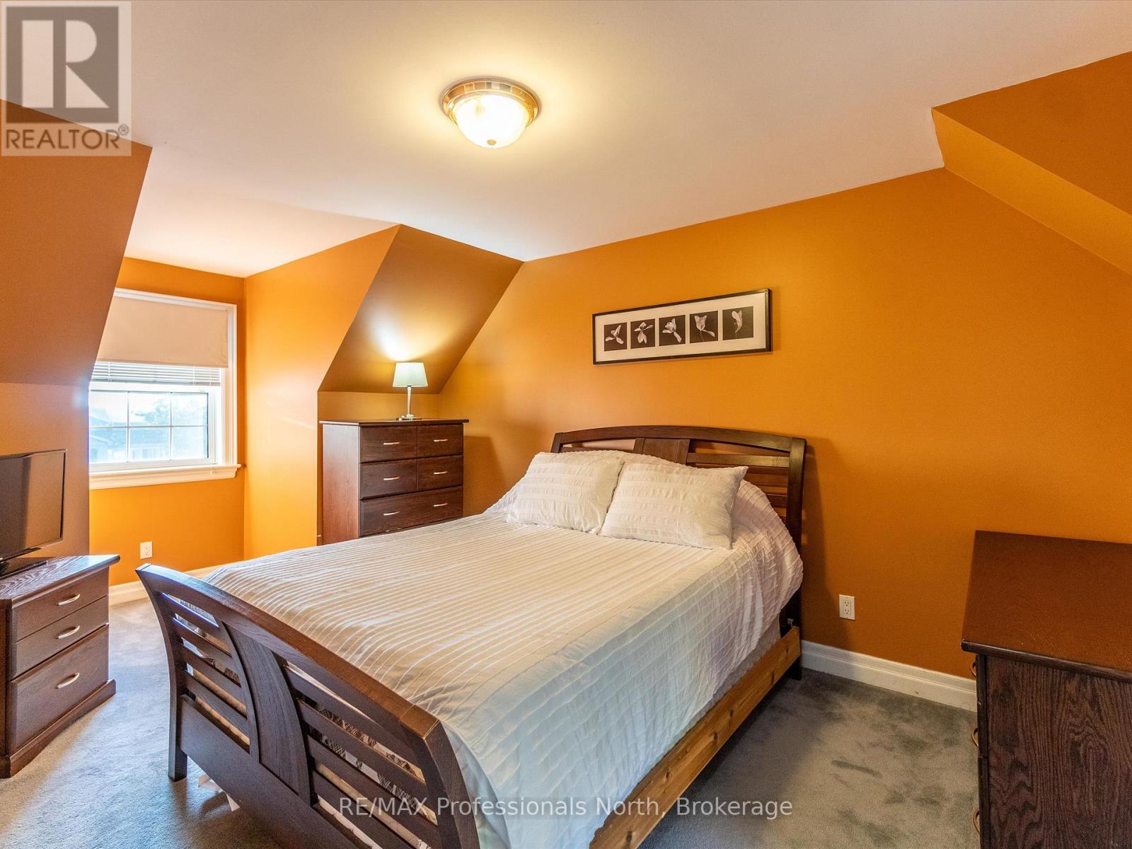 26 Coates Avenue, Bracebridge, Ontario  P1L 1Y5 - Photo 22 - X12214767