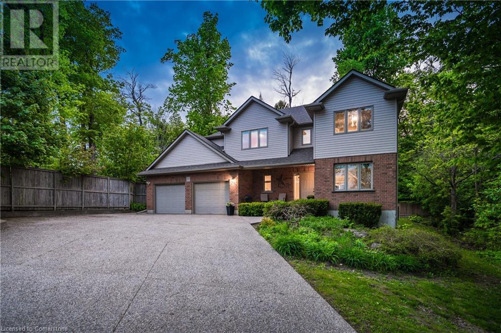 35 DAYMAN Court, Kitchener, Ontario