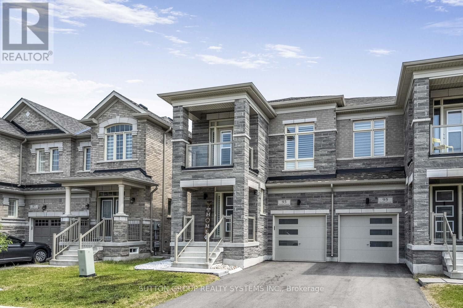 93 Westfield Crescent, Hamilton, Ontario  L8B 1X9 - Photo 2 - X12218056