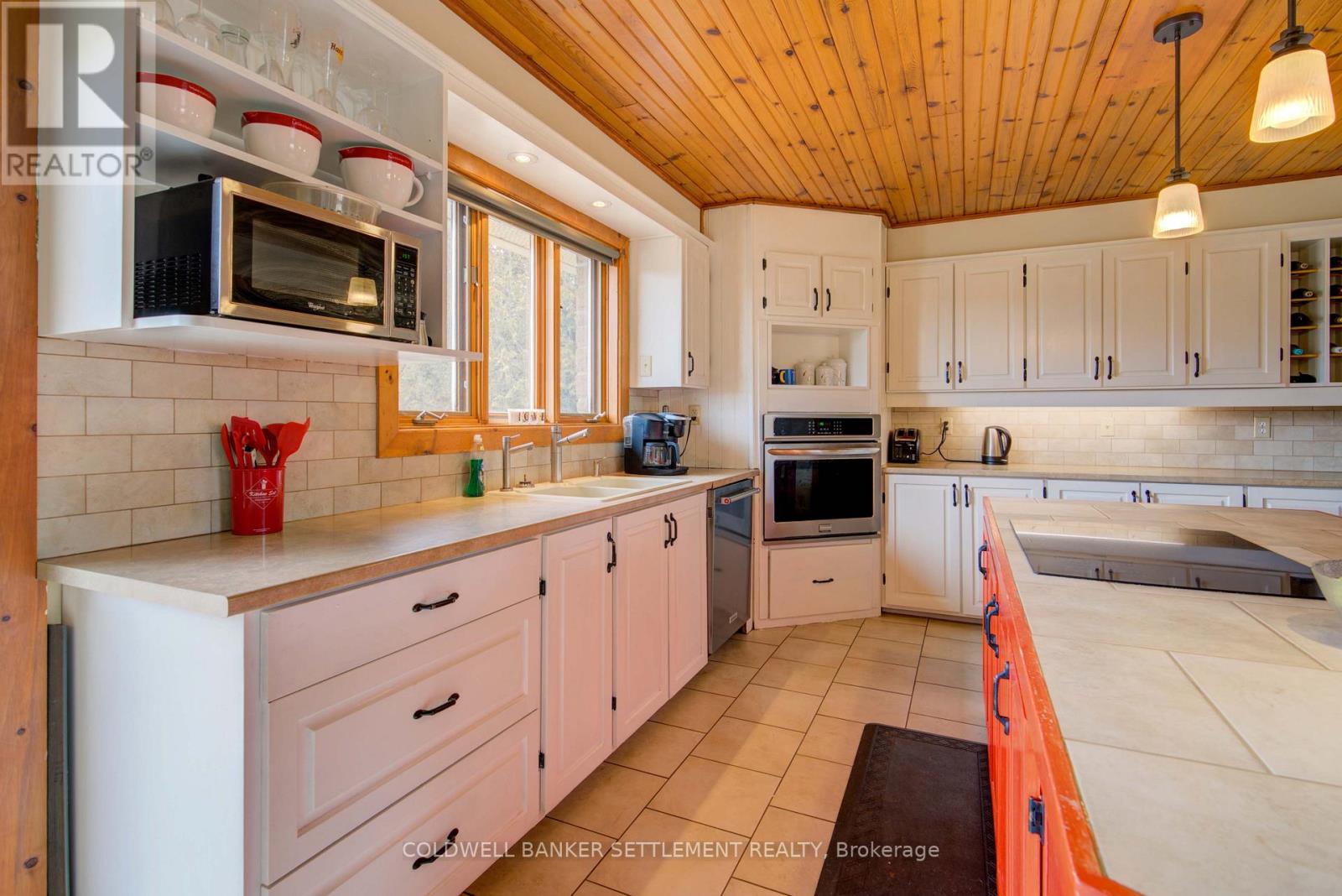 111 Ferrier Road E, Tay Valley, Ontario  K7H 0E9 - Photo 6 - X12204830