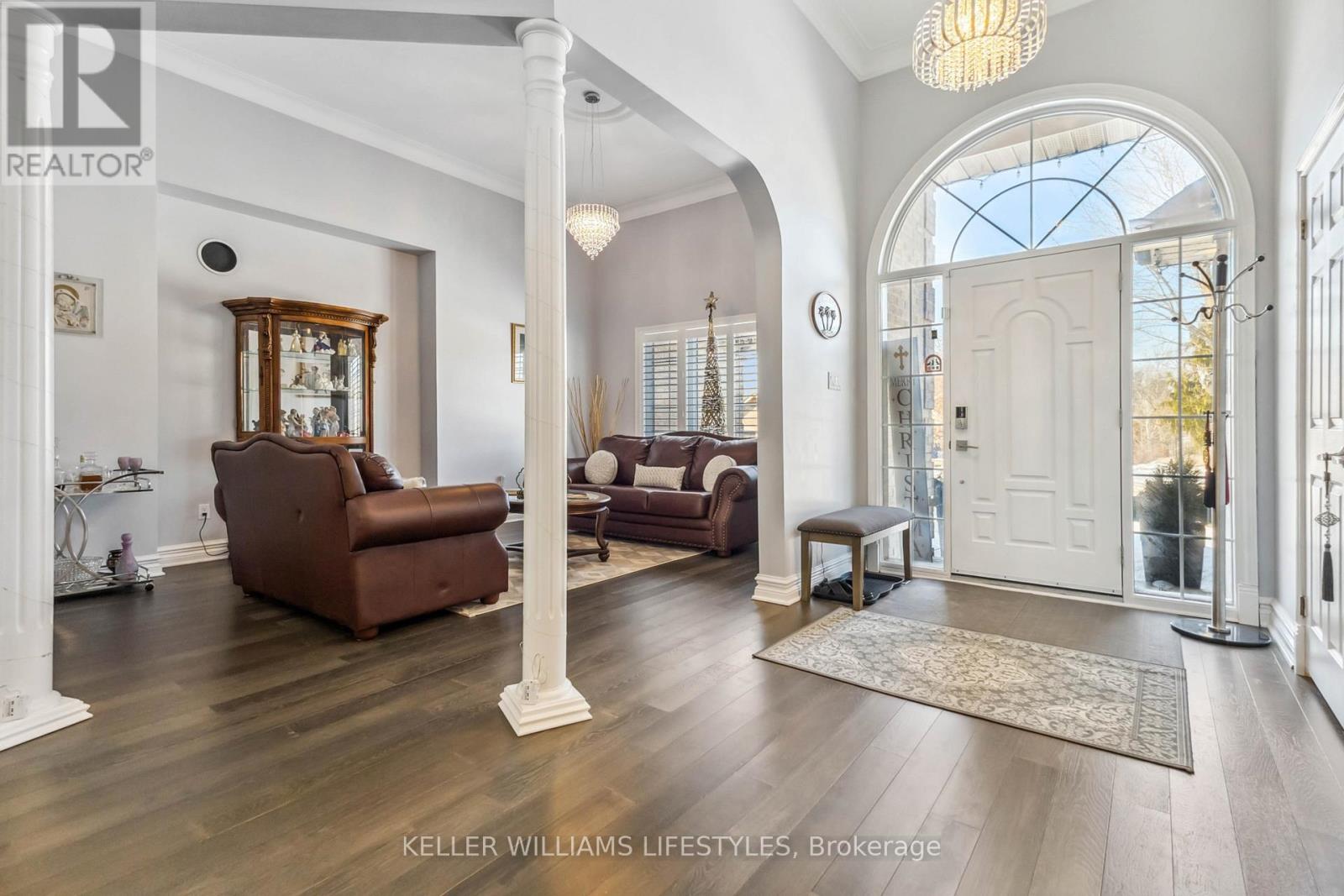 Property at 87 SIR JAMES COURT image 5